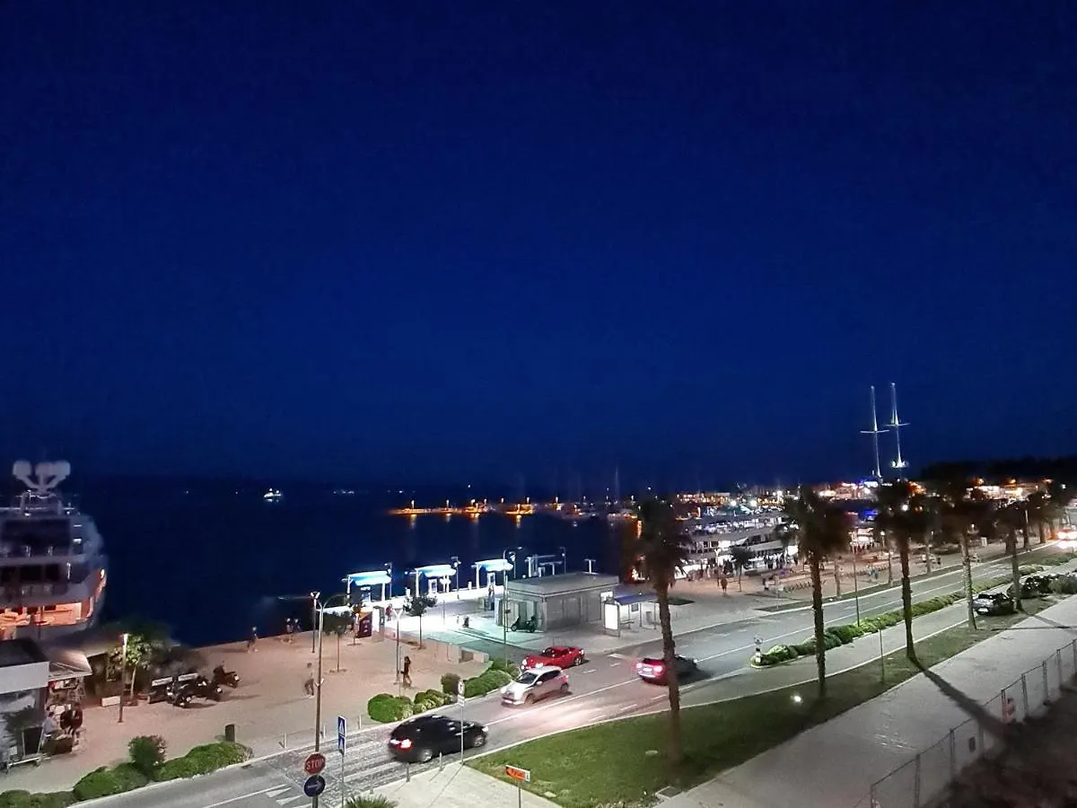 Marinaview City Center Apartment Split