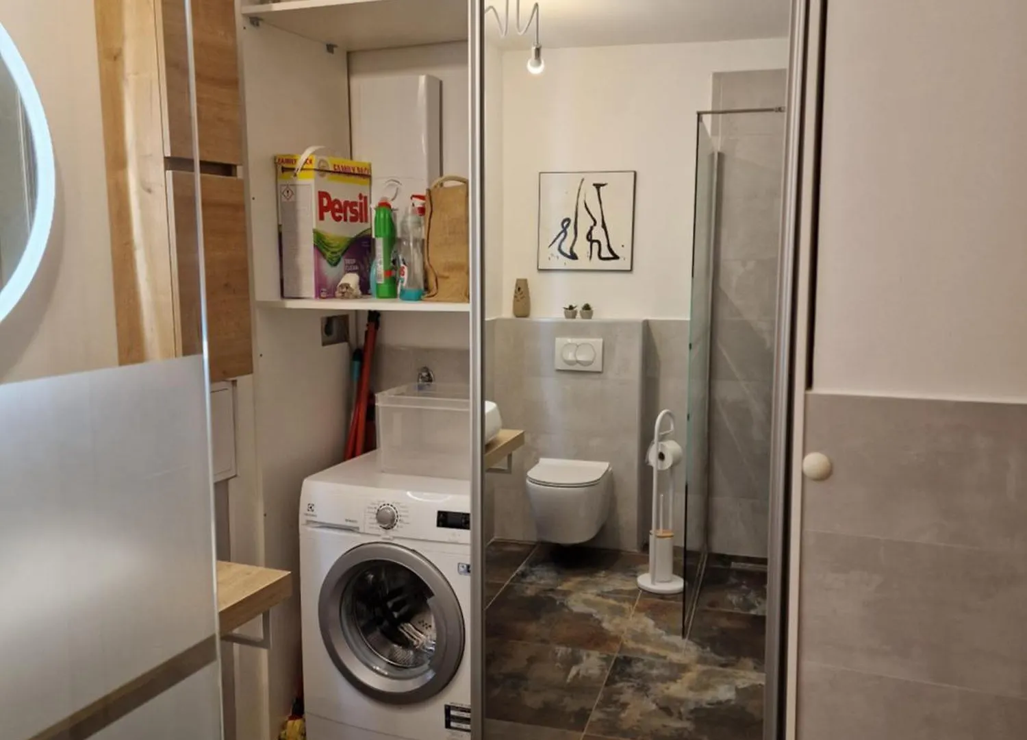 Marinaview City Center Apartment Split