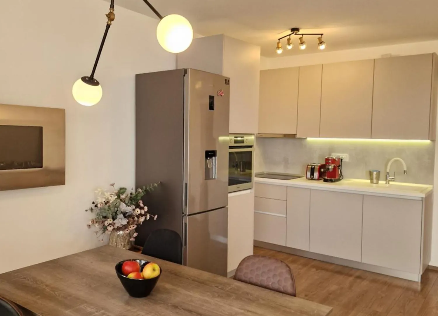 Marinaview City Center Apartment Split